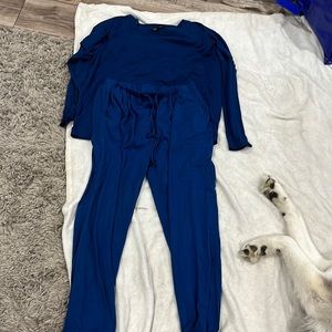 NWOT sweat blue large